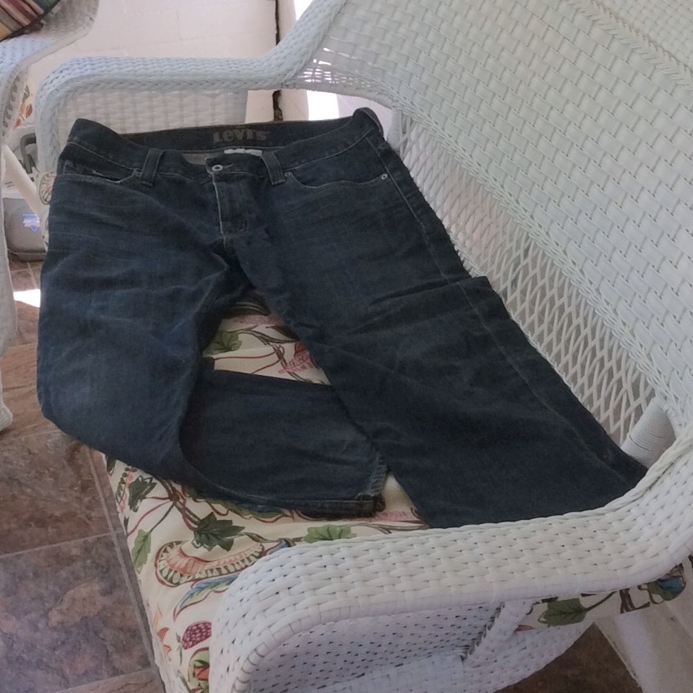 Do you like your jeans Low and loose?  Hip Levi’s